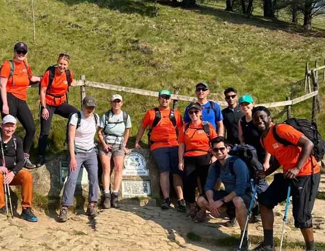 Participants in the Edinburgh-to-Glasgow Walk